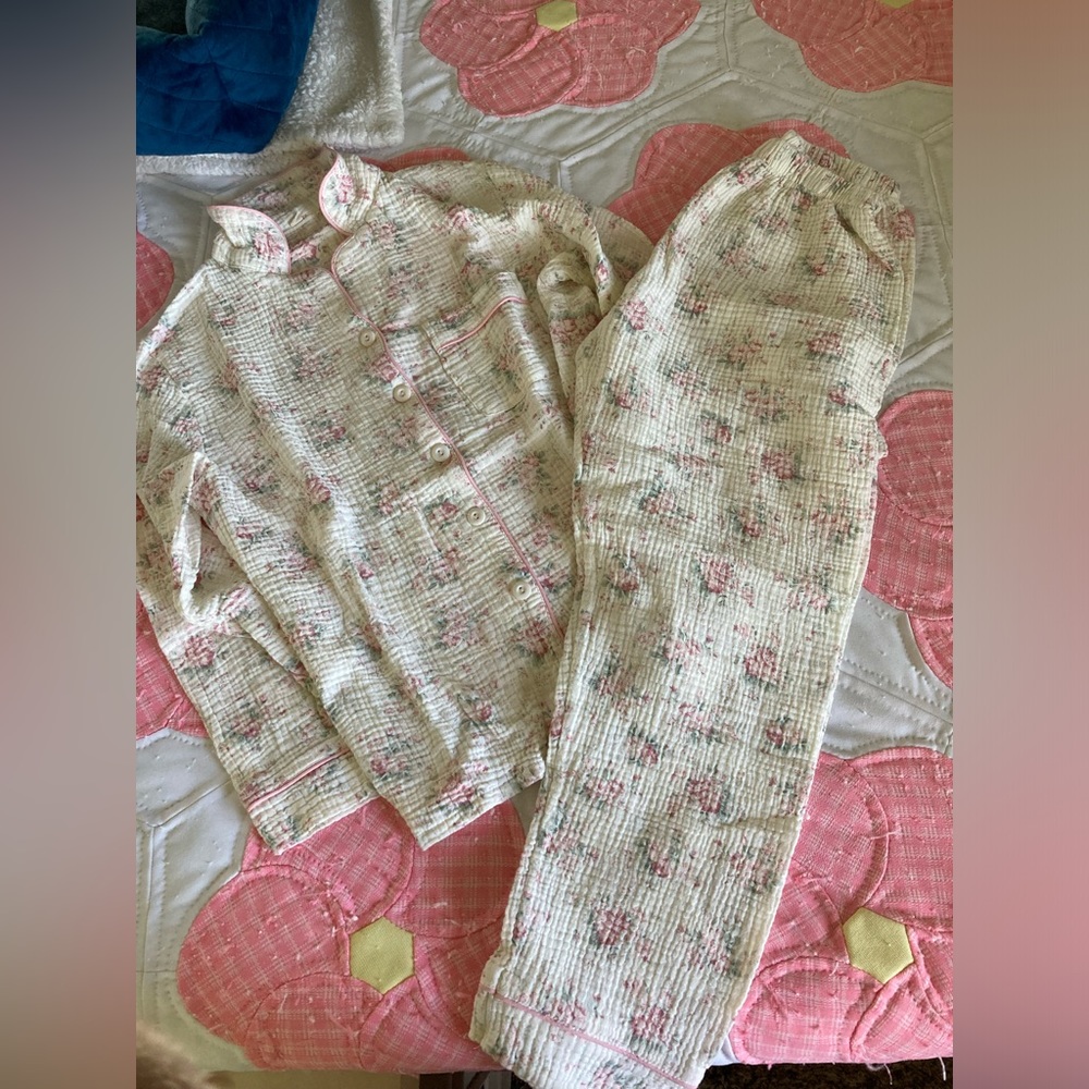 Women’s unbranded 100% cotton pajamas size XS
